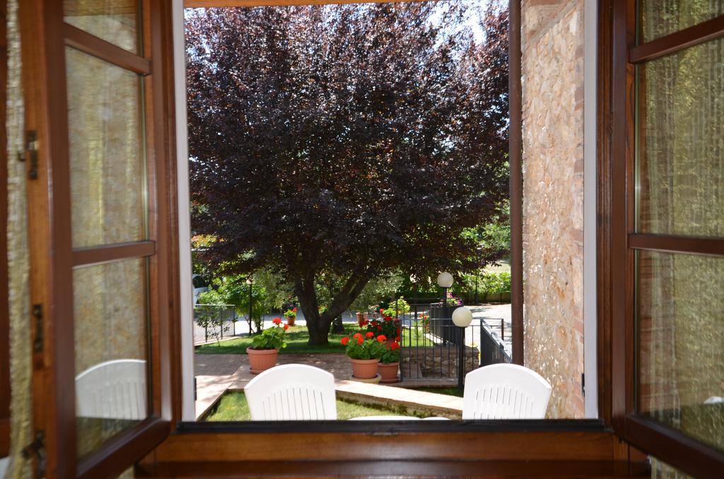 Aparthotel Casale Santa Caterina Amelia Zimmer foto