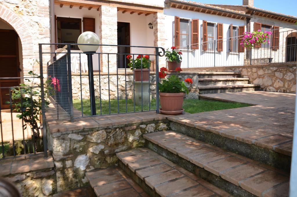 Aparthotel Casale Santa Caterina Amelia Zimmer foto